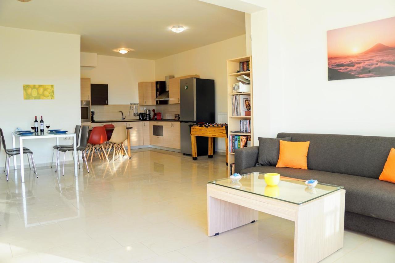 Olive Tree Hillside Apartment Stalós Exterior foto